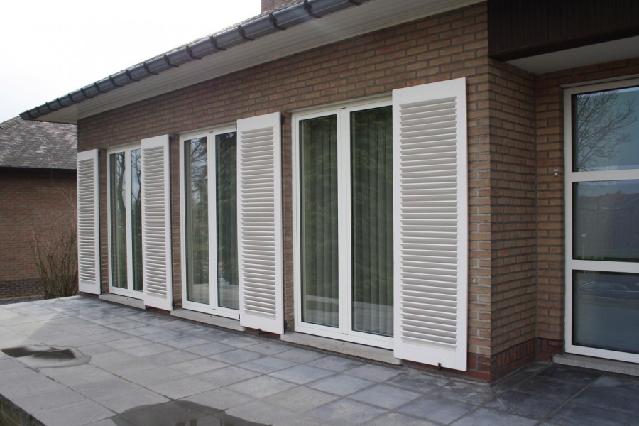 Raam met luiken wit - IMG_2773
