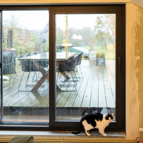 Schuifraam PVC appartement